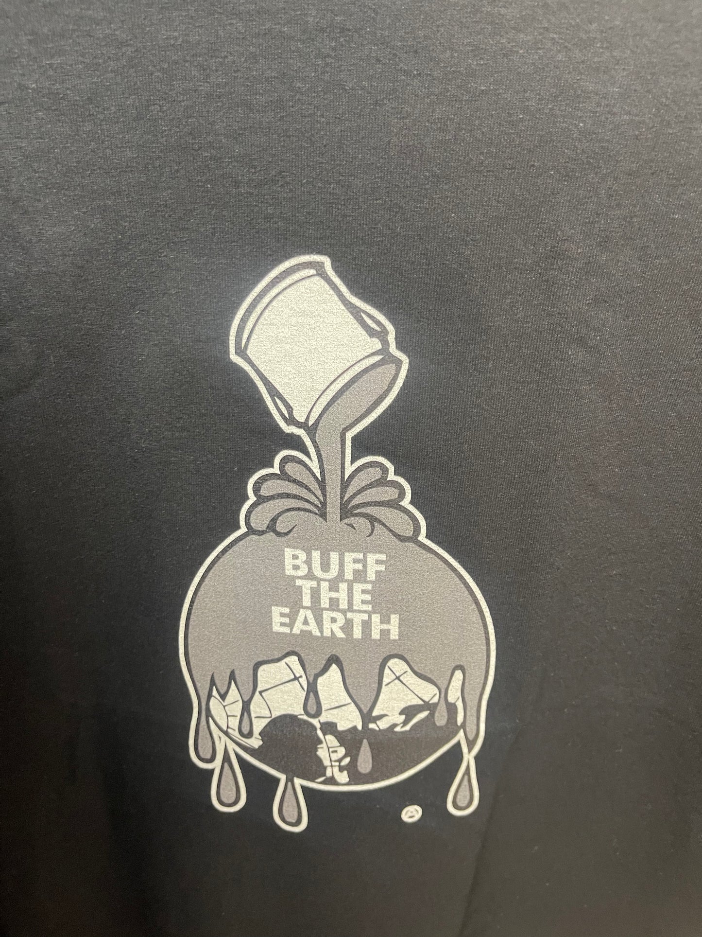 Pyramid Scheme - Buff the Earth - T-Shirt - Large